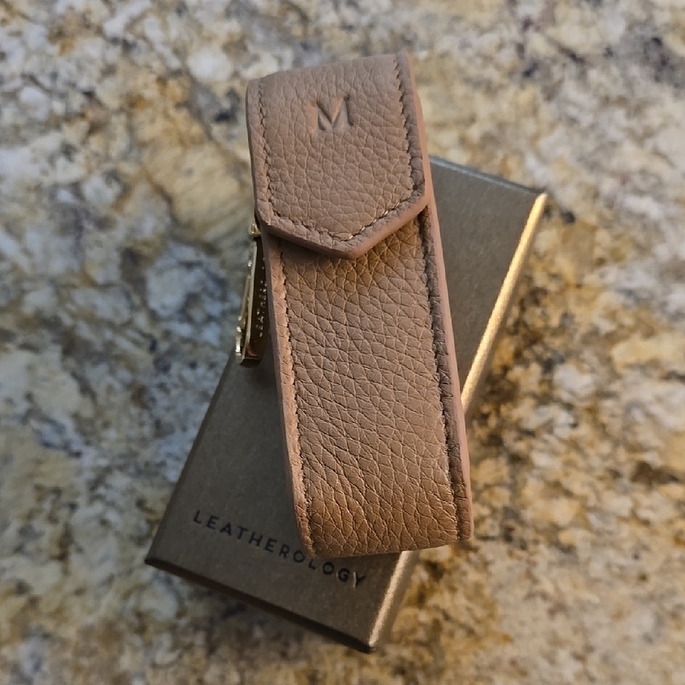 Tan Lipstick Holder